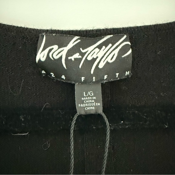 Lord & Taylor black merino wool V-neck relaxed fit sweater - Large NWT - Picture 5 of 6